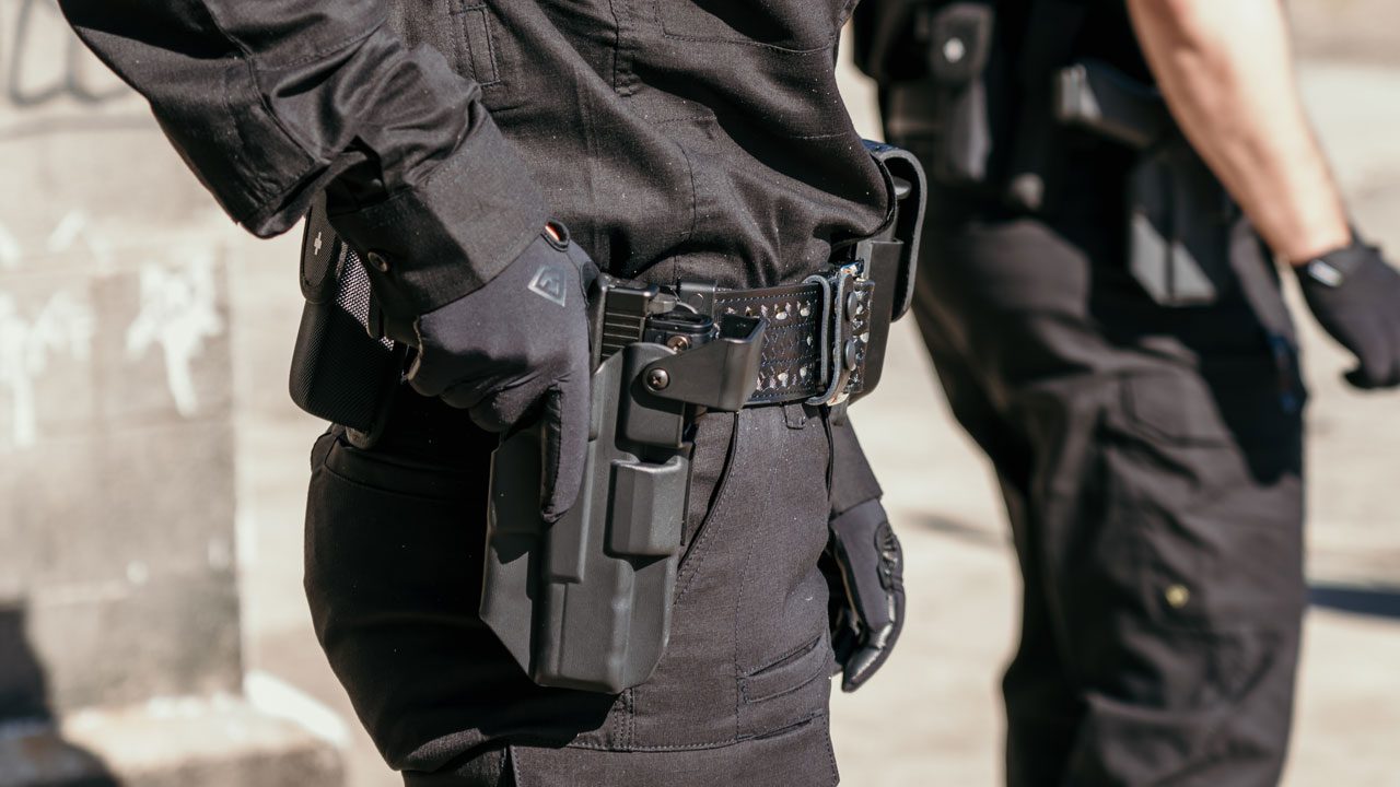 how-to-choose-a-police-duty-holster
